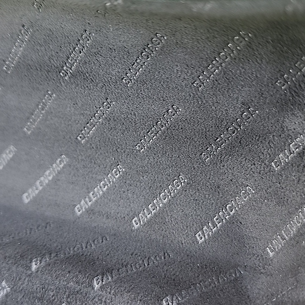 Balenciaga Hard Shell SunGlasses Case - Picture 7 of 7